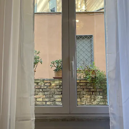 Juliet's Place Rom